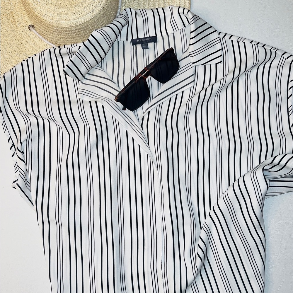 MEDIUM 💕 Madison tunic/coverup/dress